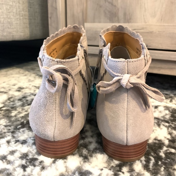 Sleek Jack Roberts Suede Booties - Picture 4 of 8